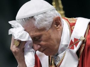 papaBenedettoXVI